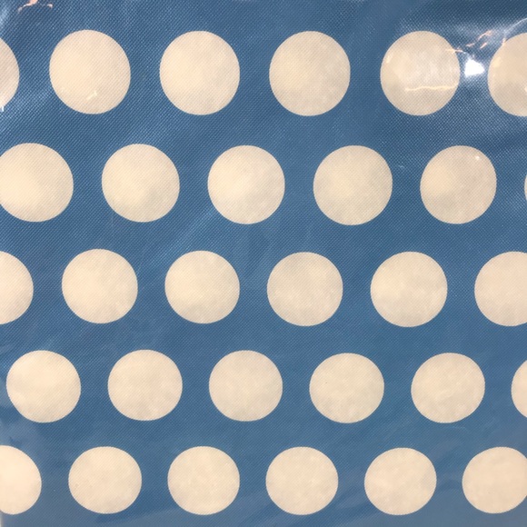 Polka Dot Vinyl Party Tablecloths Flannel Backed - Picture 4 of 9